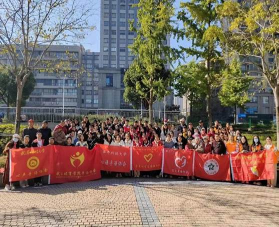 图示, 示意图
中度可信度描述已自动生成:ver1