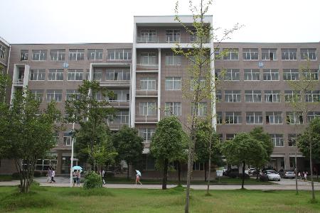 环球360管理网外语学院简介